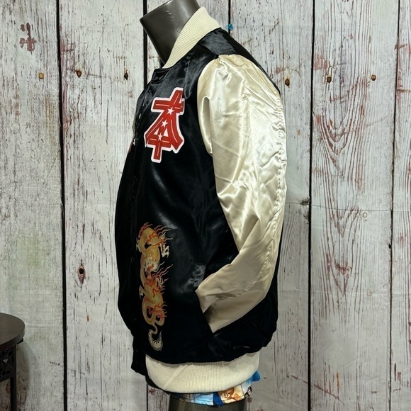 REASON BRAND STREET WEAR men’s nylon puffer bomber jacket Osaka Japan Graphic M - Picture 3 of 15